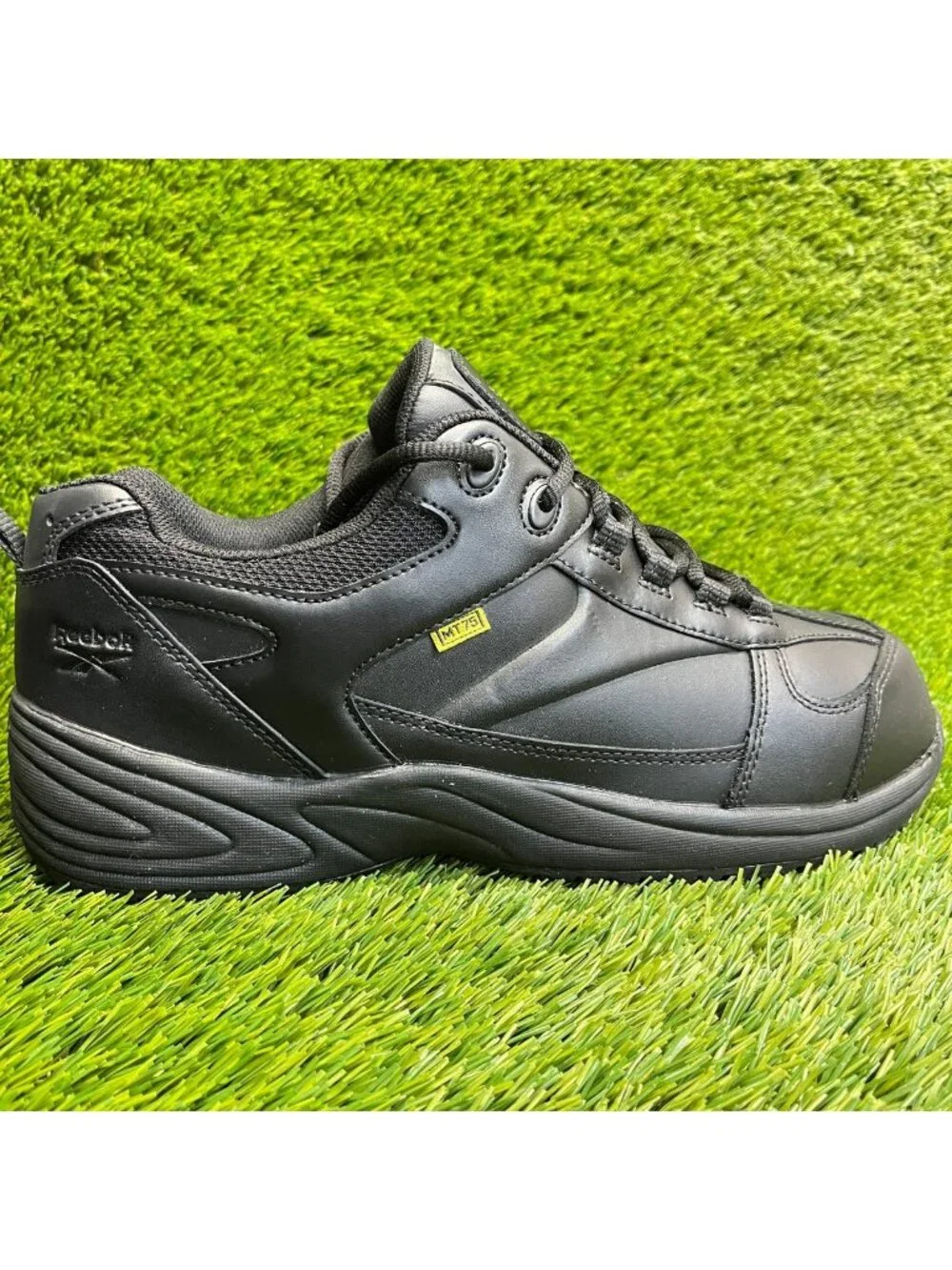 Reebok Centose Mens Size 10.5E Black Leather Composite Toe Safety Work Shoes